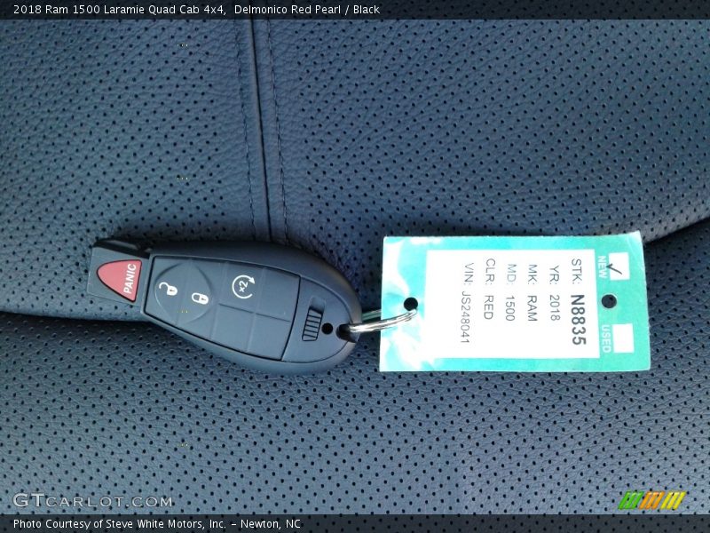 Delmonico Red Pearl / Black 2018 Ram 1500 Laramie Quad Cab 4x4