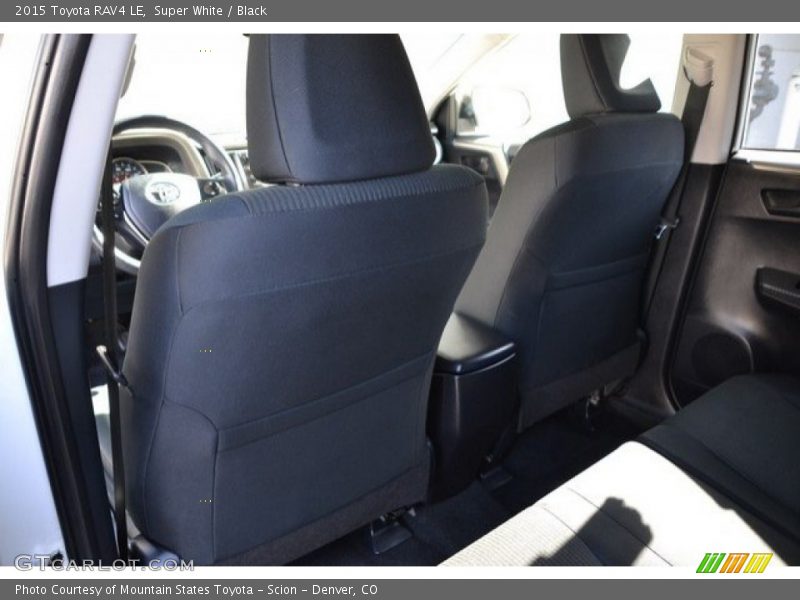 Super White / Black 2015 Toyota RAV4 LE