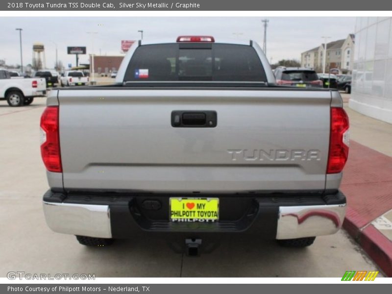 Silver Sky Metallic / Graphite 2018 Toyota Tundra TSS Double Cab