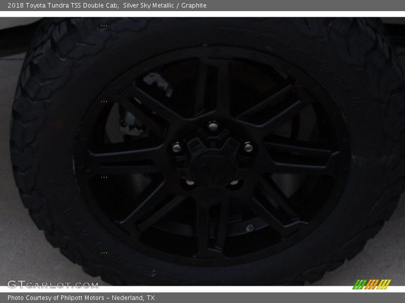 Silver Sky Metallic / Graphite 2018 Toyota Tundra TSS Double Cab