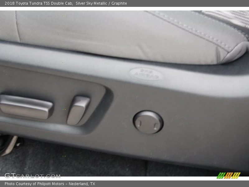 Silver Sky Metallic / Graphite 2018 Toyota Tundra TSS Double Cab