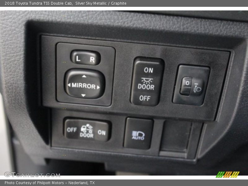 Silver Sky Metallic / Graphite 2018 Toyota Tundra TSS Double Cab