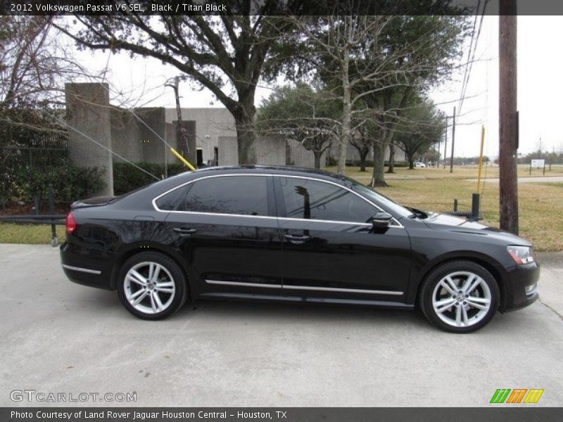 Black / Titan Black 2012 Volkswagen Passat V6 SEL