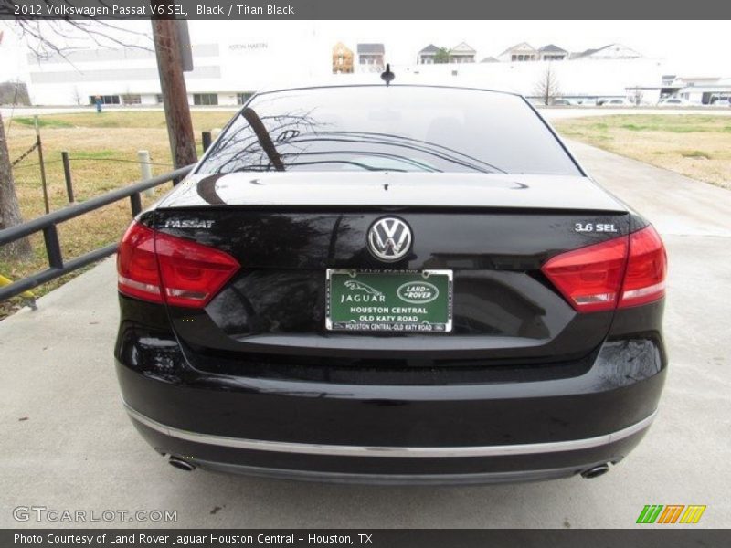 Black / Titan Black 2012 Volkswagen Passat V6 SEL