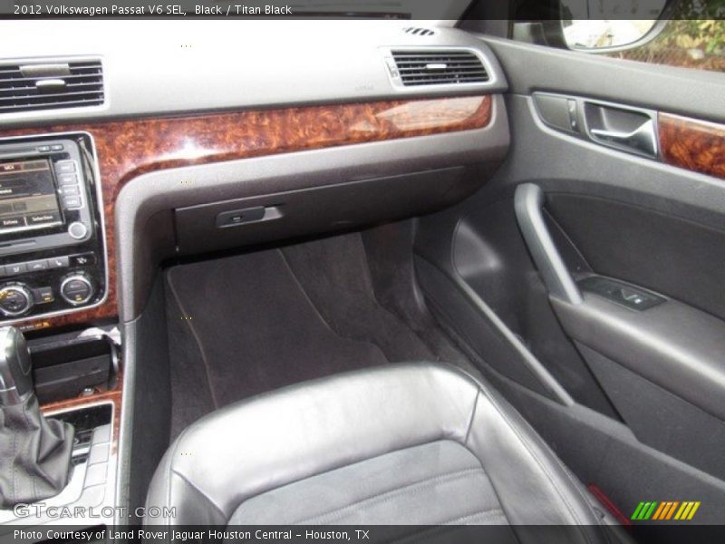 Black / Titan Black 2012 Volkswagen Passat V6 SEL