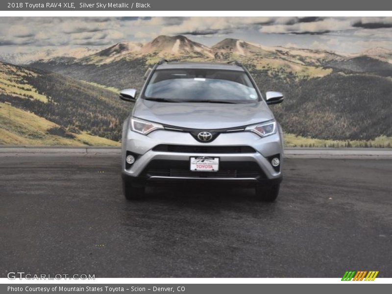 Silver Sky Metallic / Black 2018 Toyota RAV4 XLE