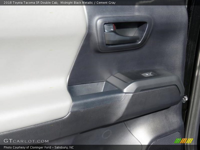 Midnight Black Metallic / Cement Gray 2018 Toyota Tacoma SR Double Cab