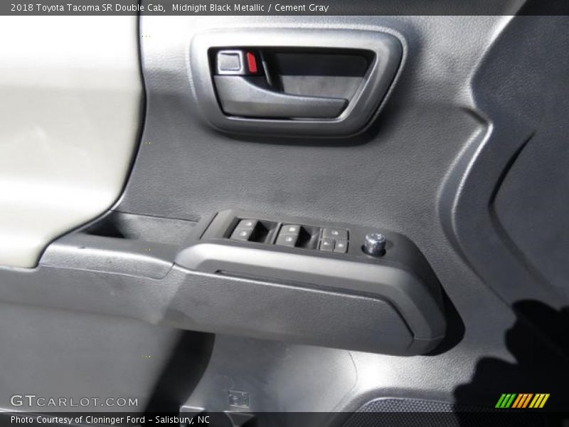 Midnight Black Metallic / Cement Gray 2018 Toyota Tacoma SR Double Cab