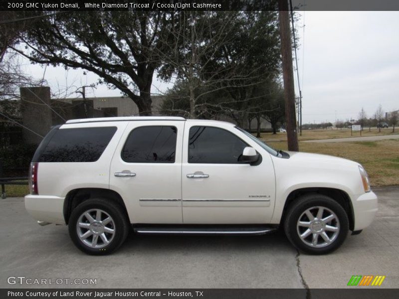 White Diamond Tricoat / Cocoa/Light Cashmere 2009 GMC Yukon Denali