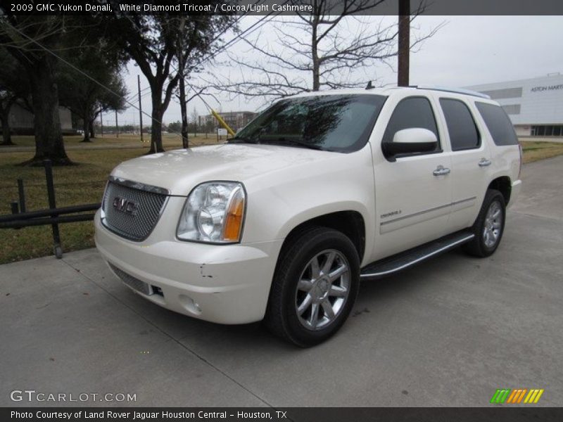 White Diamond Tricoat / Cocoa/Light Cashmere 2009 GMC Yukon Denali