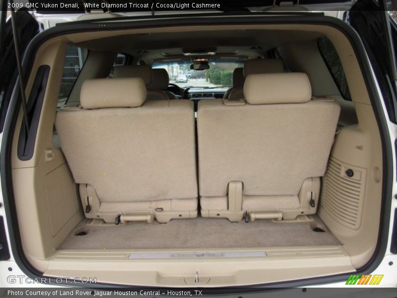 White Diamond Tricoat / Cocoa/Light Cashmere 2009 GMC Yukon Denali
