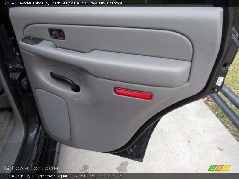 Dark Gray Metallic / Gray/Dark Charcoal 2004 Chevrolet Tahoe LS