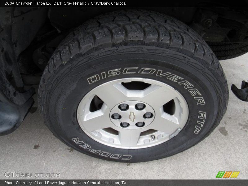 Dark Gray Metallic / Gray/Dark Charcoal 2004 Chevrolet Tahoe LS