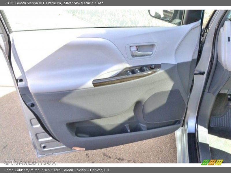 Silver Sky Metallic / Ash 2016 Toyota Sienna XLE Premium