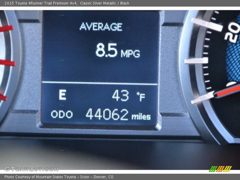 Classic Silver Metallic / Black 2015 Toyota 4Runner Trail Premium 4x4
