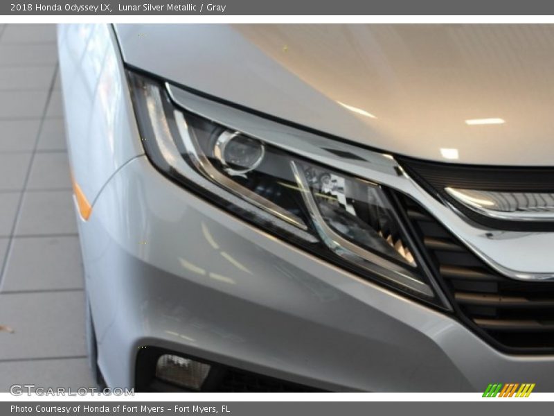 Lunar Silver Metallic / Gray 2018 Honda Odyssey LX