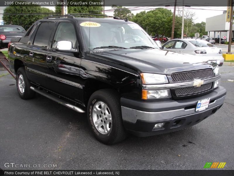Black / Gray/Dark Charcoal 2006 Chevrolet Avalanche LS