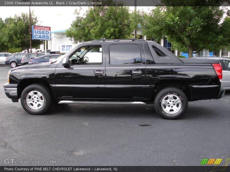 Black / Gray/Dark Charcoal 2006 Chevrolet Avalanche LS