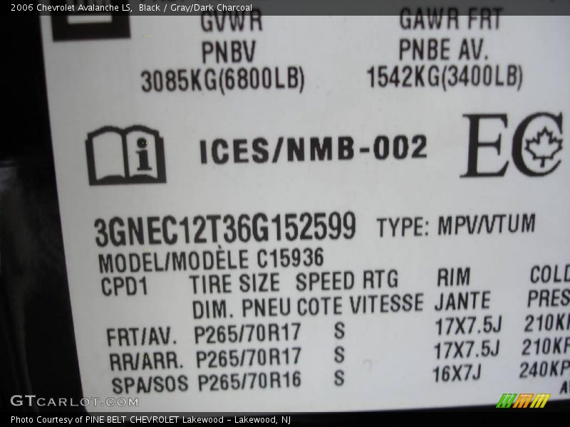 Black / Gray/Dark Charcoal 2006 Chevrolet Avalanche LS