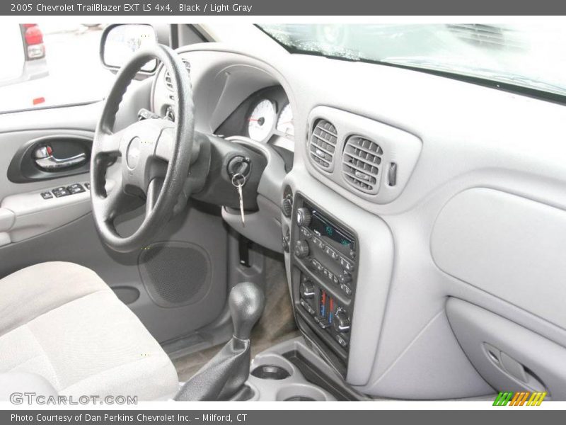 Black / Light Gray 2005 Chevrolet TrailBlazer EXT LS 4x4