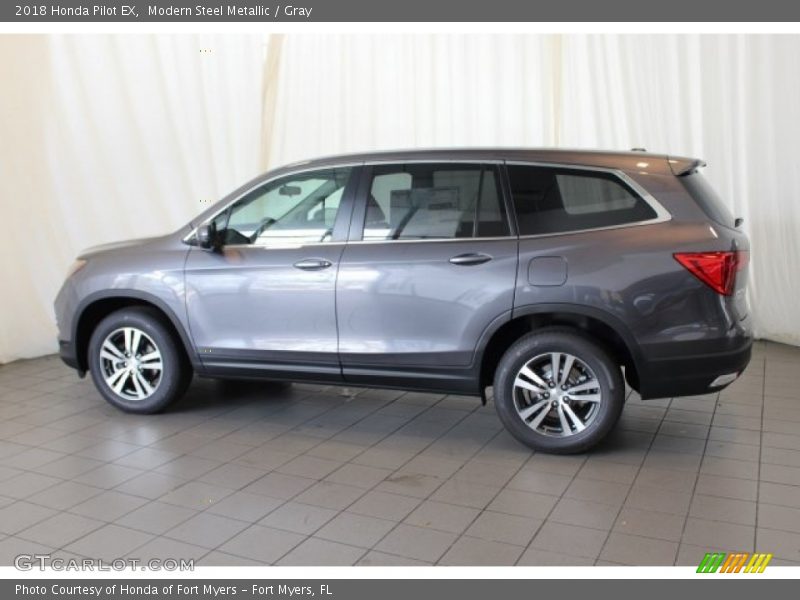 Modern Steel Metallic / Gray 2018 Honda Pilot EX