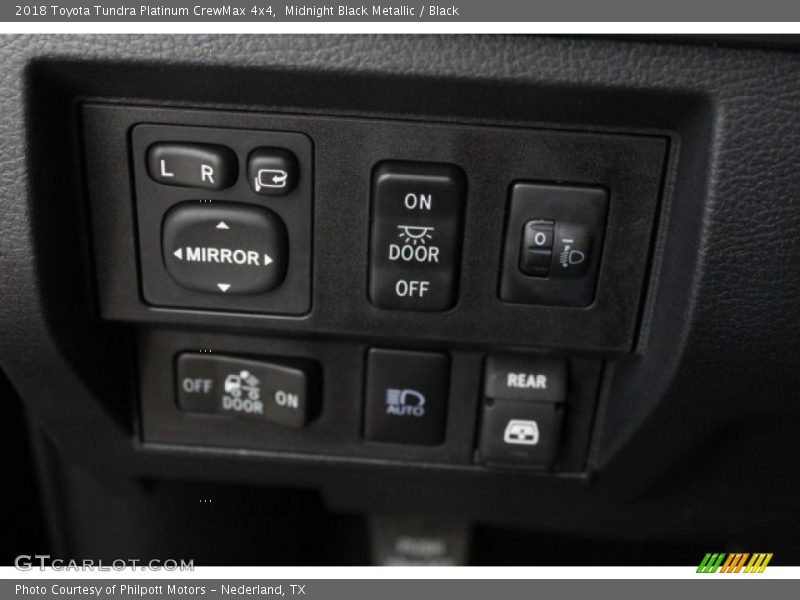 Midnight Black Metallic / Black 2018 Toyota Tundra Platinum CrewMax 4x4