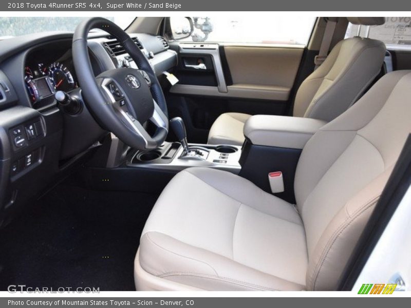 Super White / Sand Beige 2018 Toyota 4Runner SR5 4x4