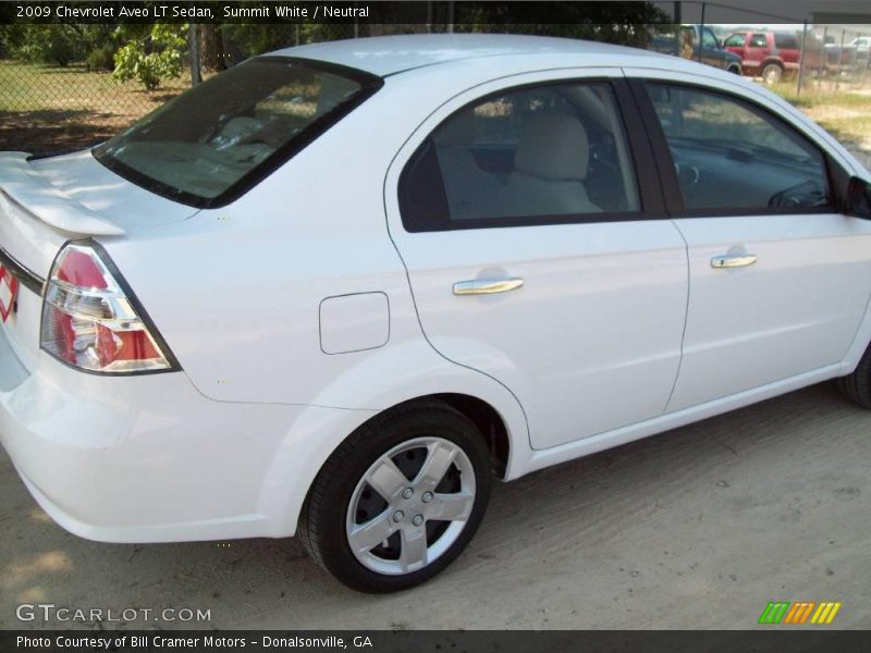 Summit White / Neutral 2009 Chevrolet Aveo LT Sedan