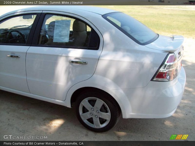 Summit White / Neutral 2009 Chevrolet Aveo LT Sedan