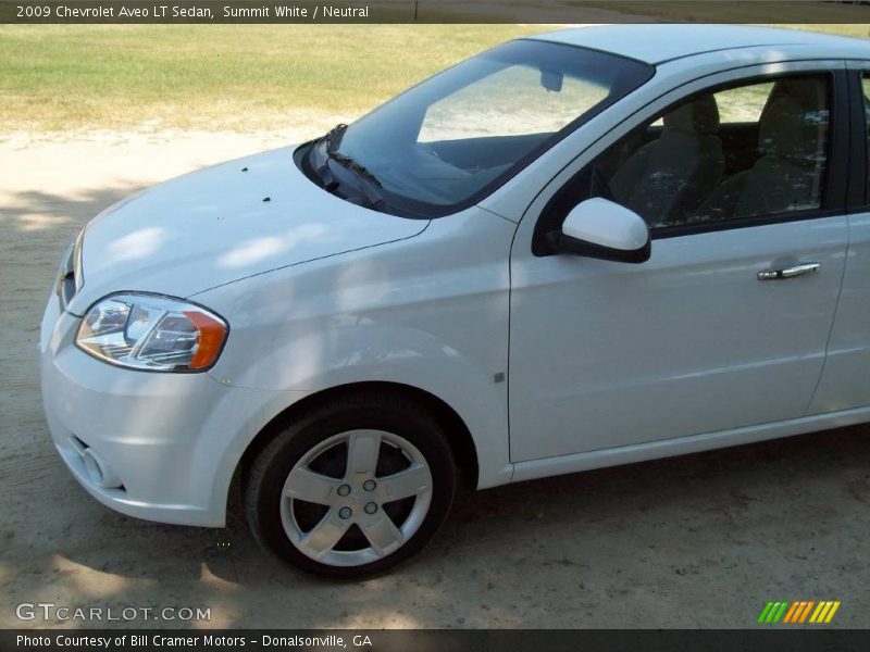 Summit White / Neutral 2009 Chevrolet Aveo LT Sedan