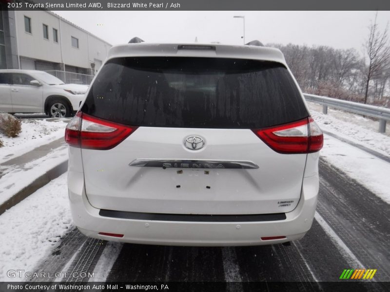 Blizzard White Pearl / Ash 2015 Toyota Sienna Limited AWD