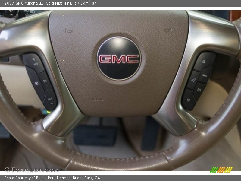 Gold Mist Metallic / Light Tan 2007 GMC Yukon SLE