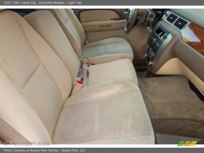 Gold Mist Metallic / Light Tan 2007 GMC Yukon SLE