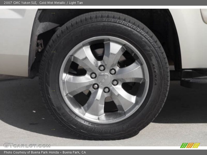 Gold Mist Metallic / Light Tan 2007 GMC Yukon SLE