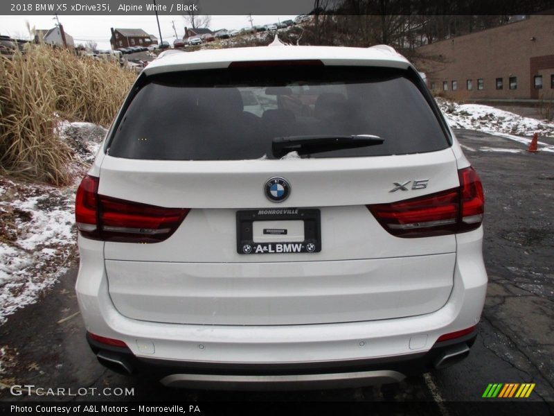 Alpine White / Black 2018 BMW X5 xDrive35i