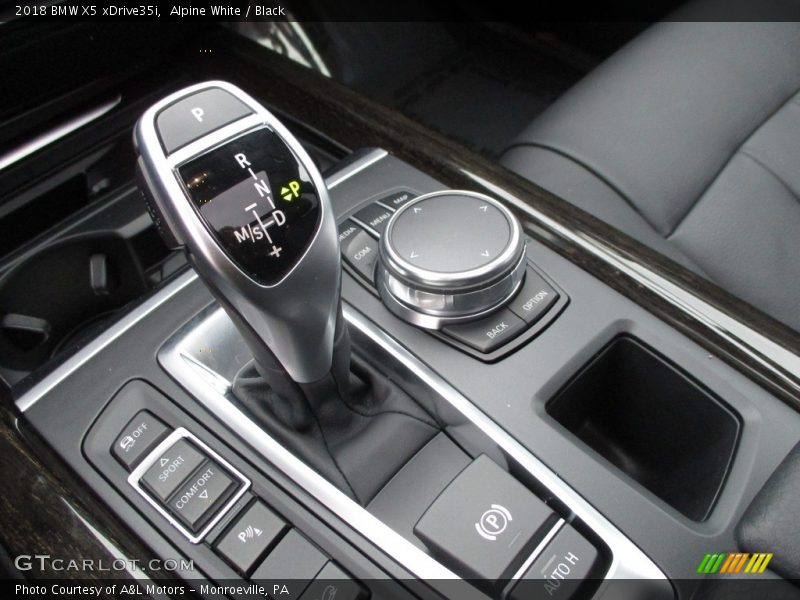 Alpine White / Black 2018 BMW X5 xDrive35i
