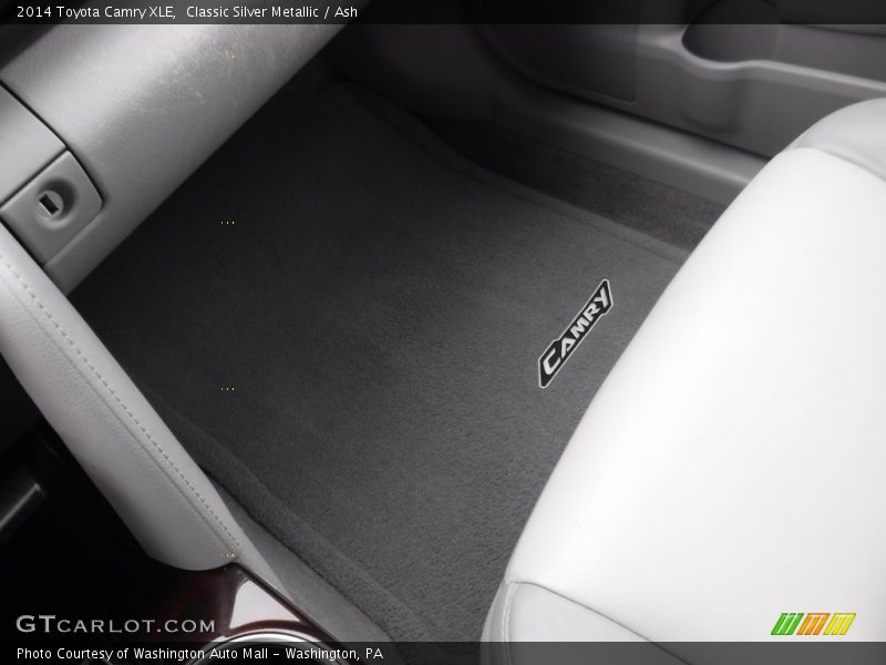 Classic Silver Metallic / Ash 2014 Toyota Camry XLE