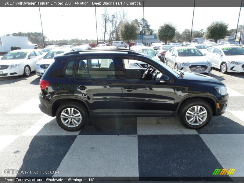 Deep Black Pearl / Charcoal 2017 Volkswagen Tiguan Limited 2.0T 4Motion