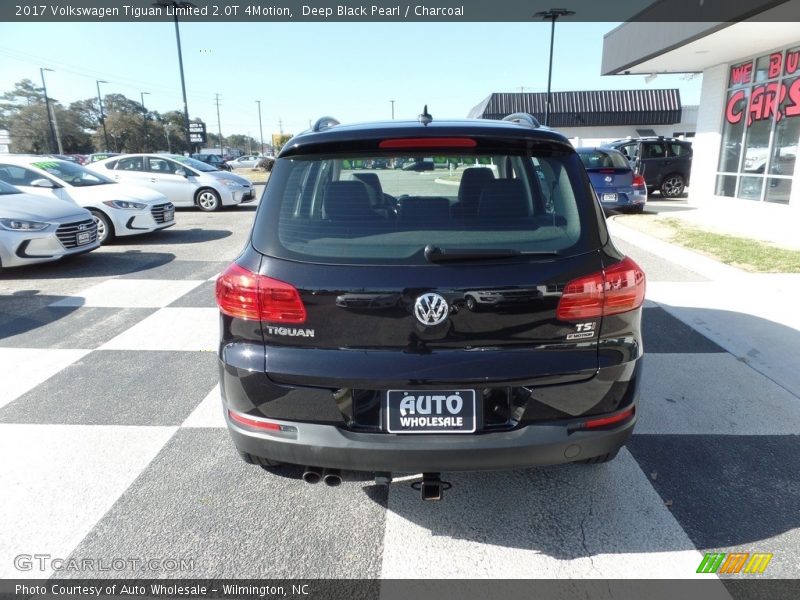 Deep Black Pearl / Charcoal 2017 Volkswagen Tiguan Limited 2.0T 4Motion