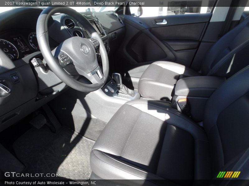 Deep Black Pearl / Charcoal 2017 Volkswagen Tiguan Limited 2.0T 4Motion
