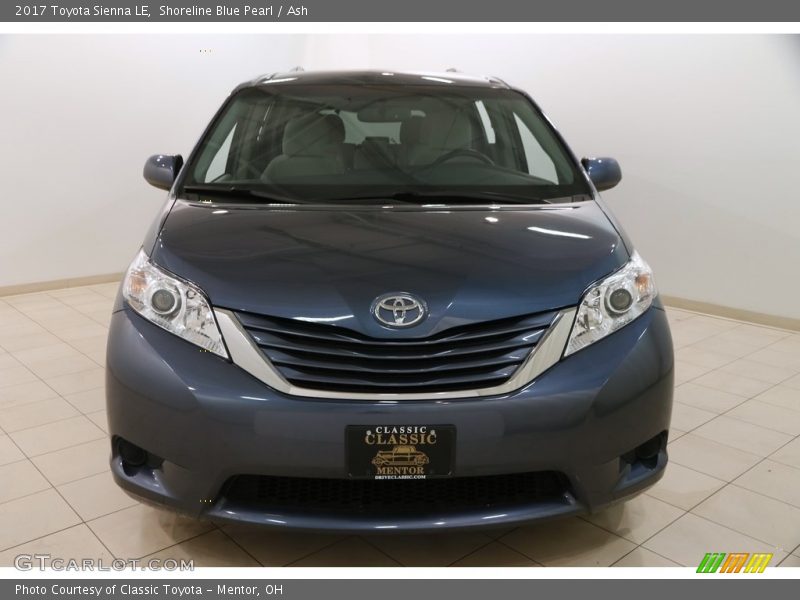 Shoreline Blue Pearl / Ash 2017 Toyota Sienna LE