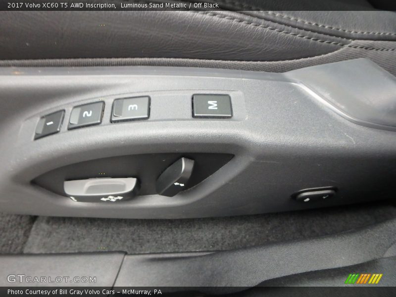 Luminous Sand Metallic / Off Black 2017 Volvo XC60 T5 AWD Inscription