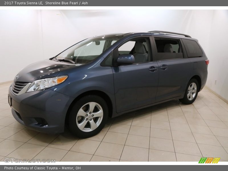 Shoreline Blue Pearl / Ash 2017 Toyota Sienna LE