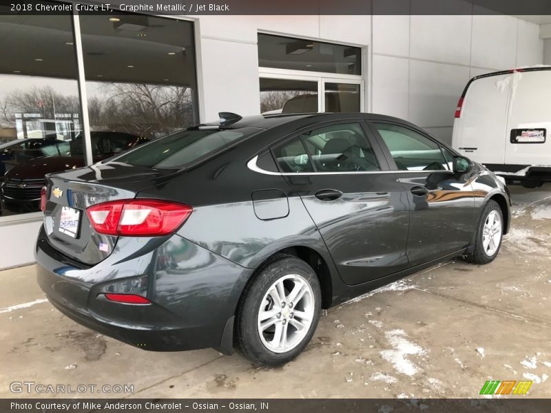 Graphite Metallic / Jet Black 2018 Chevrolet Cruze LT
