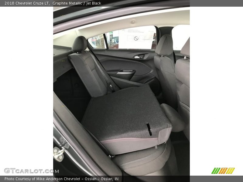 Graphite Metallic / Jet Black 2018 Chevrolet Cruze LT