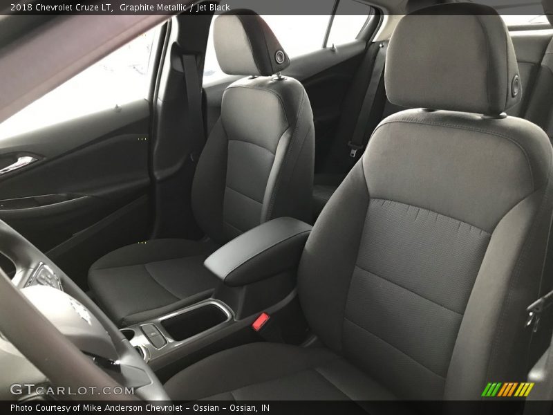 Graphite Metallic / Jet Black 2018 Chevrolet Cruze LT