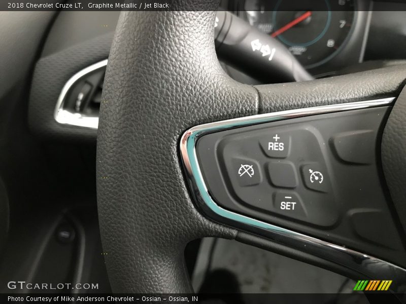 Graphite Metallic / Jet Black 2018 Chevrolet Cruze LT
