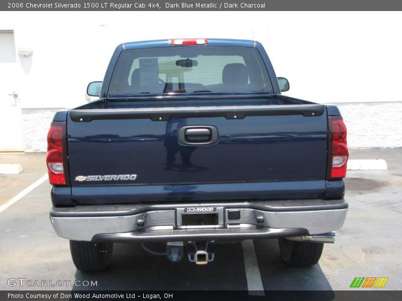 Dark Blue Metallic / Dark Charcoal 2006 Chevrolet Silverado 1500 LT Regular Cab 4x4