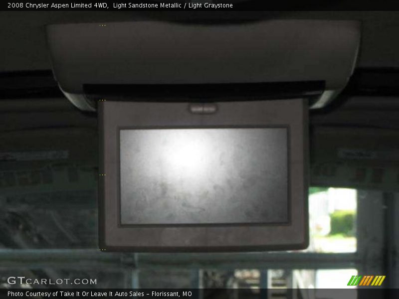 Light Sandstone Metallic / Light Graystone 2008 Chrysler Aspen Limited 4WD