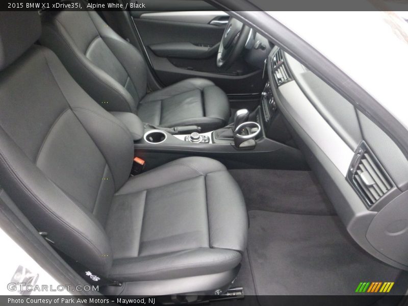 Alpine White / Black 2015 BMW X1 xDrive35i